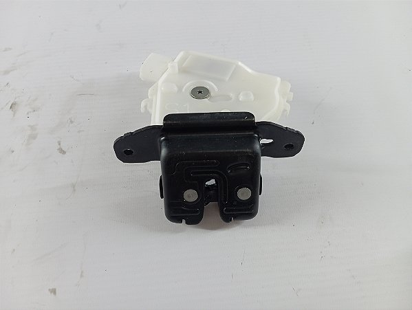 FECHADURA ELETRICA TAMPA TRASEIRA P MALAS YARIS HATCH 2019