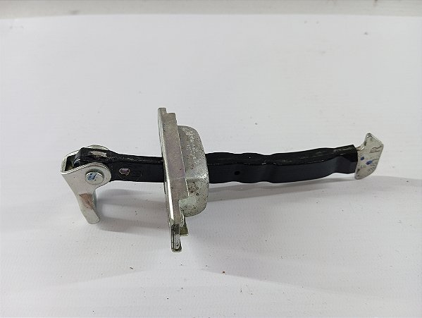 LIMITADOR PORTA DIANTEIRA ESQUERDA TOYOTA YARIS 2019 ORIGINA