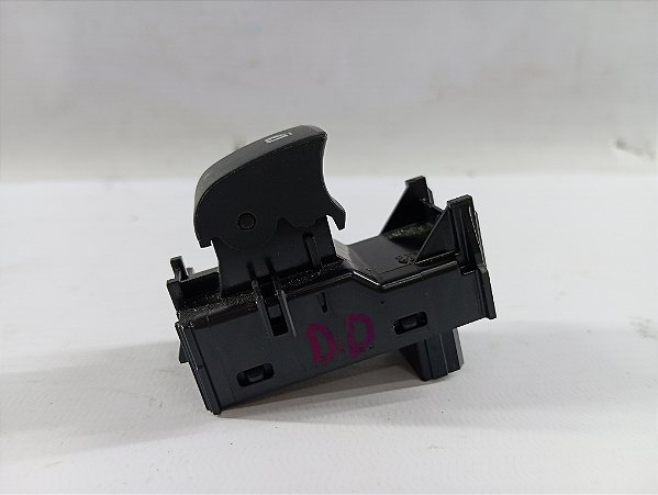 BOTAO COMANDO VIDRO ELETRICO DIANTEIRO DIREITO YARIS 2019