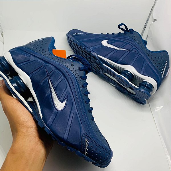 r4 nike azul