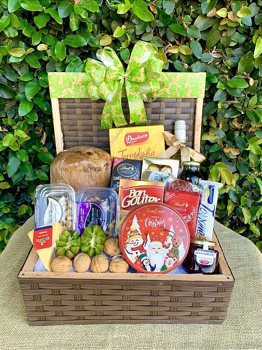 Luxuoso baú com delicias de Natal