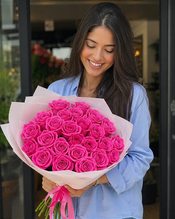 Mega Buquê de 50 Rosas Na Cor Pink