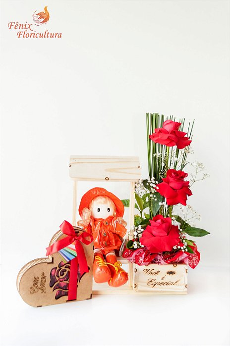 Casa de Boneca com Rosas e Chocolate