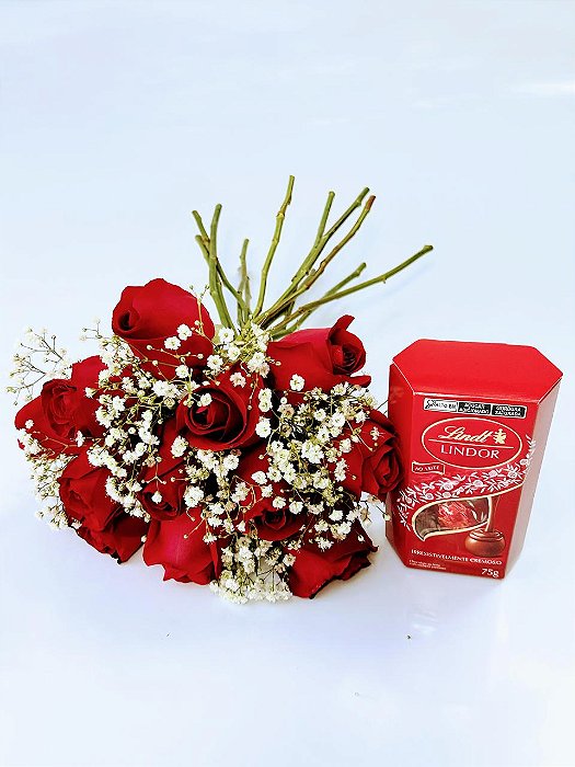 Buquê de 12 Rosas Vermelhas Com Egípcios & Chocolate Lindt