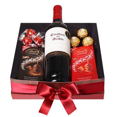 Kit de Vinho Especial Com Chocolate Lindt