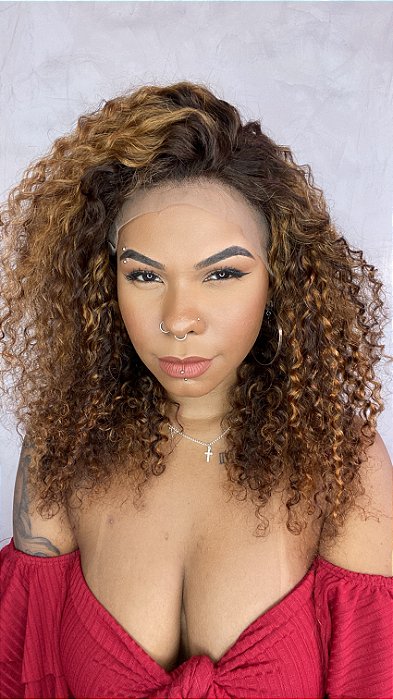 Peruca Lace Front Amanda detalhe dos cachos