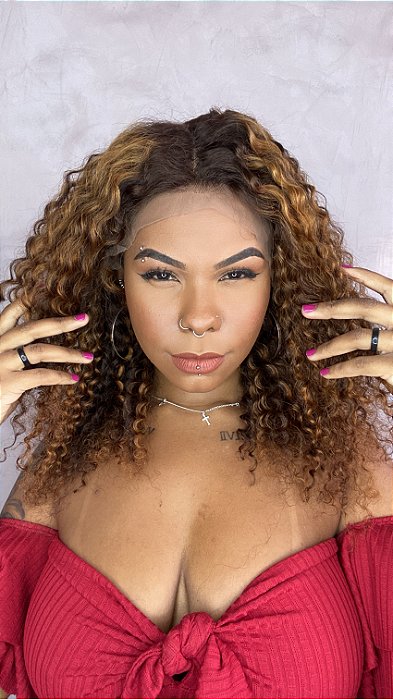 Peruca Lace Front Amanda cachos e volume