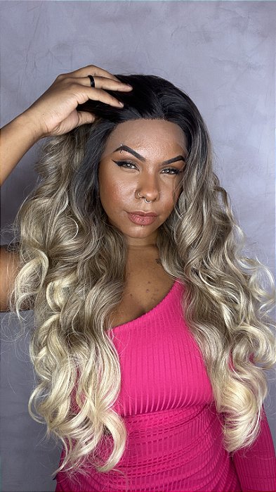Peruca Lace Front Leslie Loiro 613A detalhe do cabelo
