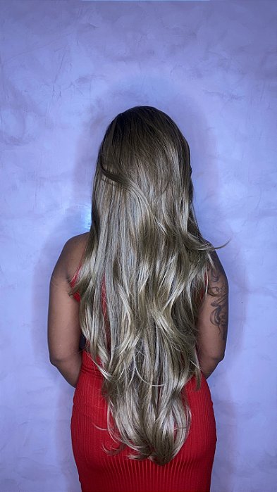 Peruca Lace Front Lais Sophia Ombré Loiro 16A vista de costas