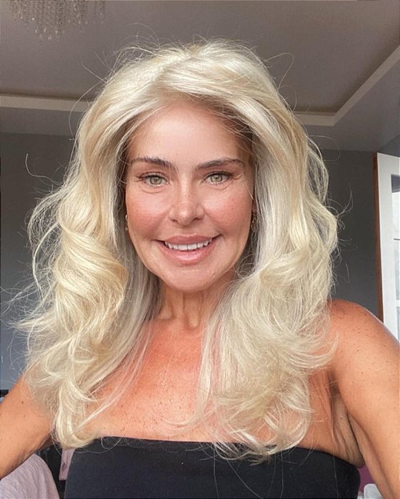 Peruca Fashion Loira caimento frontal