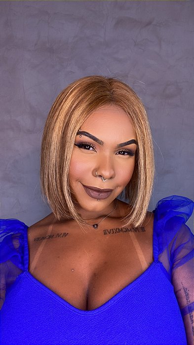 Peruca Holley Loiro Mechas detalhe frontal