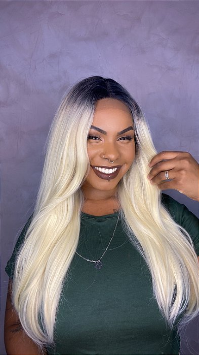Chelsea Loira caimento frontal