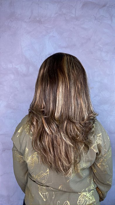 Peruca Lace Front Cabelo Humano Dior vista de costas