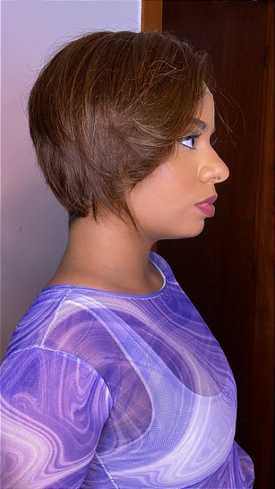 Peruca Lace Front Pixie Gabi Castanho 4 lateral