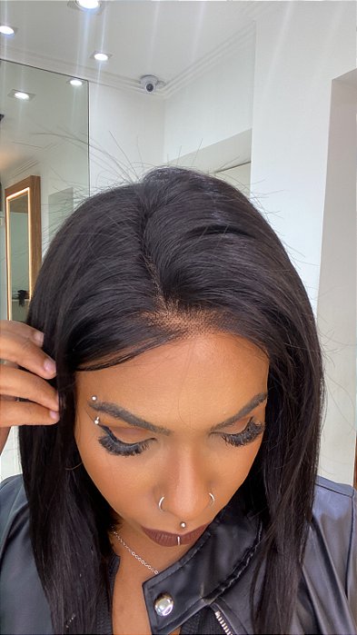 Lace Front Nádia Preto Natural 1B detalhe do caimento