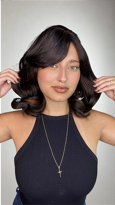 Peruca Fibra Futura Ondulado Franja Niara Mechada 1B/30