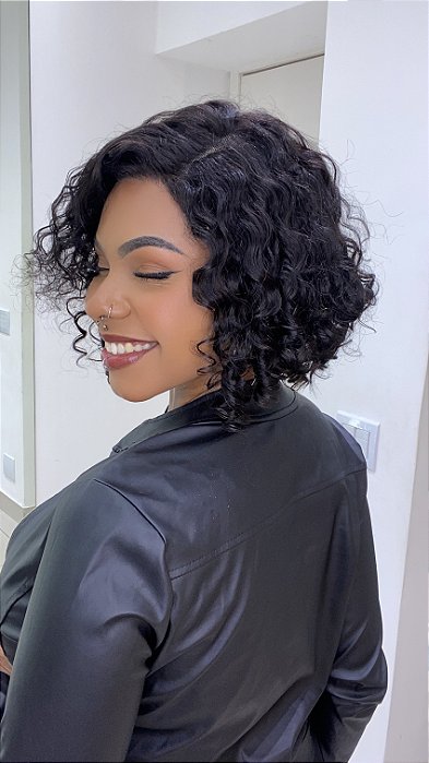 Peruca Lace Front Anaju vista lateral