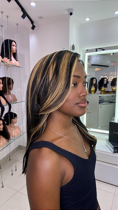 Peruca Lace Front Cabelo Humano 50cm Mechas 1B/27 detalhe lateral