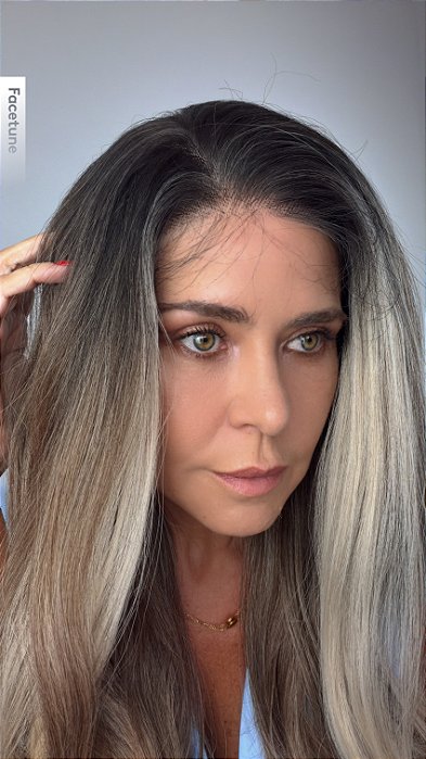 Lace Clarissa Loira detalhe da raiz