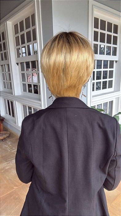 Peruca Pixie Cabelo Humano Gabinela vista posterior