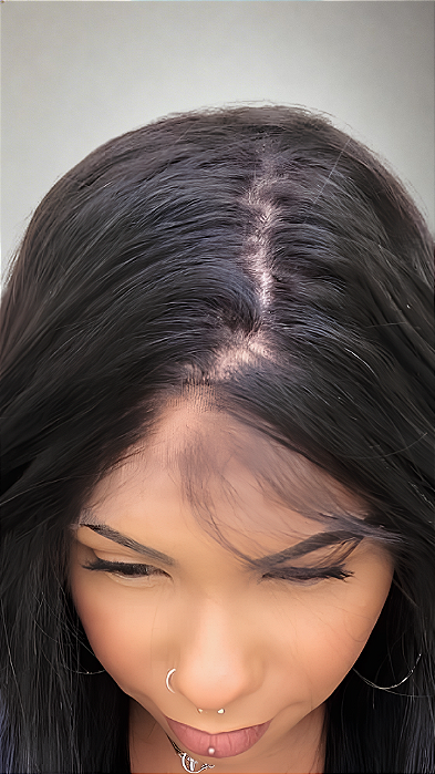 Detalhe superior da Peruca Fake Scalp Lisa 70 cm