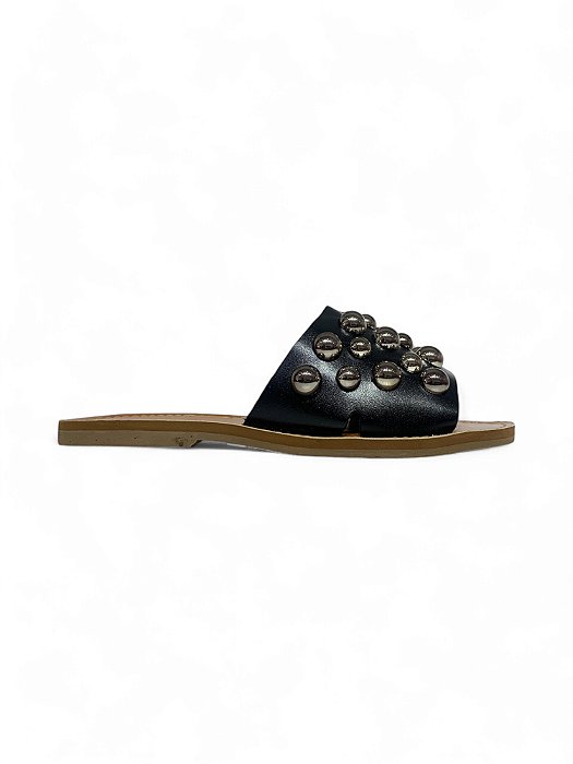 Rasteira Your Shoes Preta Aplique de Metal