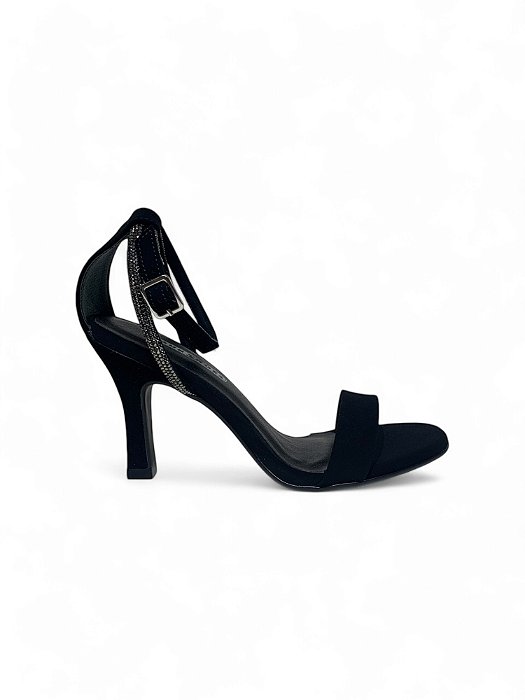 Sandália Your Shoes Preta Stass