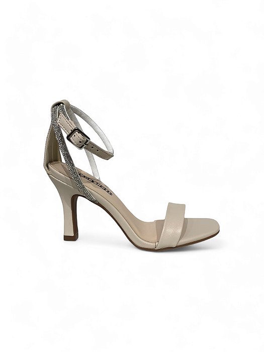 Sandália Your Shoes Off White Strass