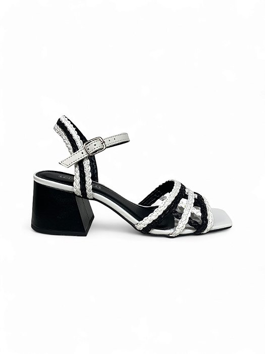 Sandália Your Shoes Banco e Preto
