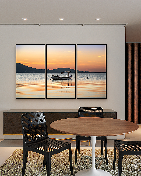 Conjunto com 03 Quadros Decorativos Barco - Artista James Hilton Becker