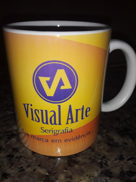 Caneca de porcelana personalizada