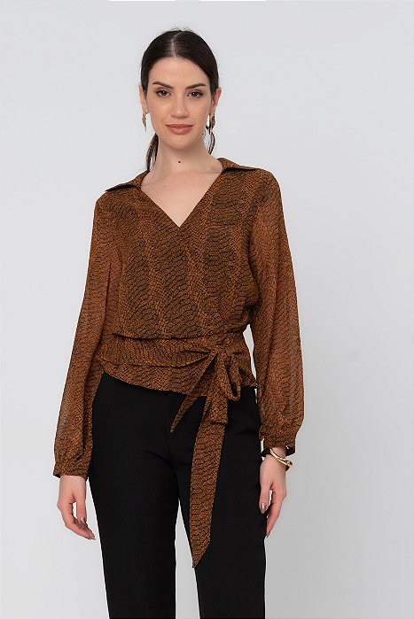 BLUSA MANGA LONGA  ESTAMPADA ANIMAL GLAM