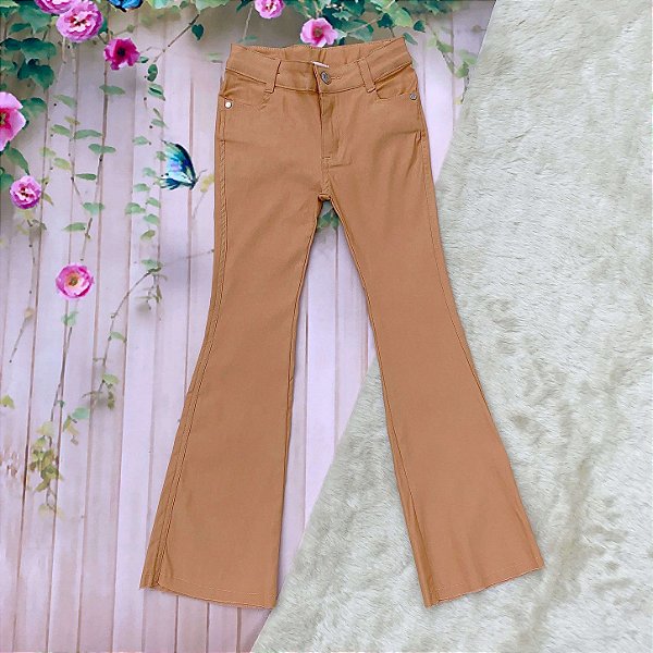 calça flare em bengaline