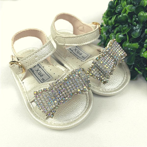 sandalia de bebe menina branca perolizada laco strass Xua Xua - Amor  Perfeito Kids e Teens moda infantil e tumblr teen