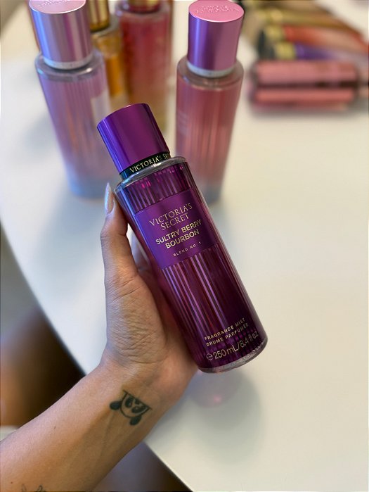 Body Splash Sultry Berry Bourbon EDIÇÃO LIMITADA Victoria’s Secret