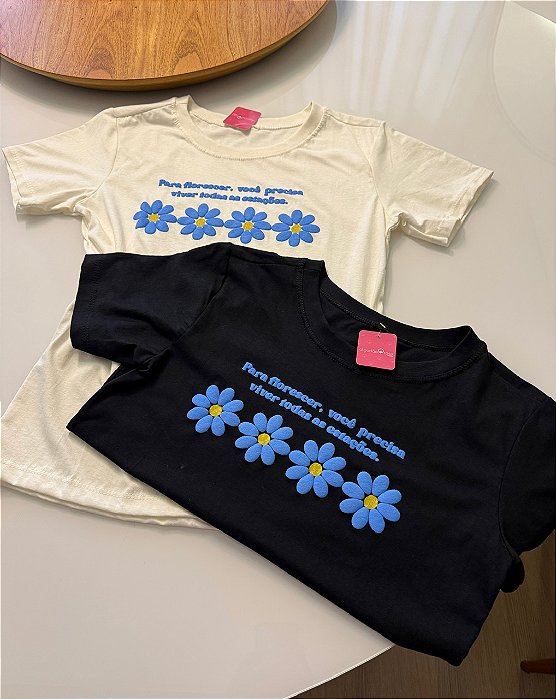T-shirt Florescer Preta