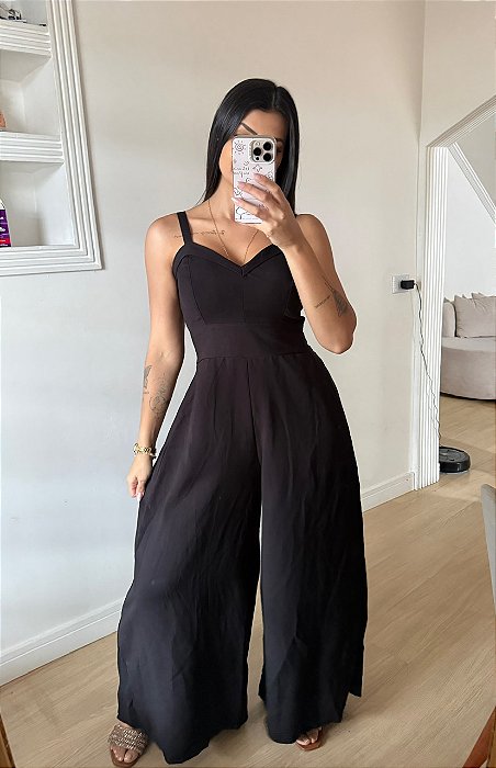 Macacão Bárbara Preto