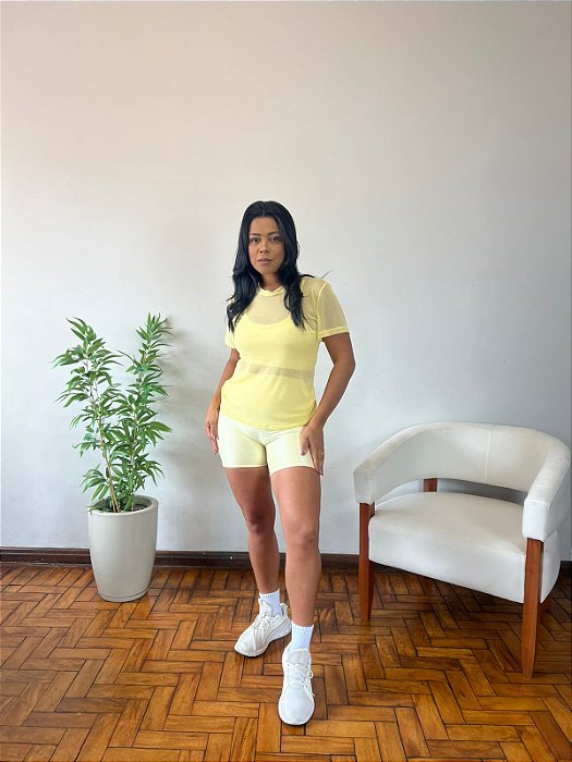 Blusão em Tule