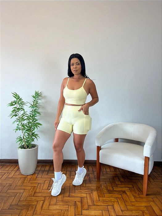 Conjunto canelado bermuda