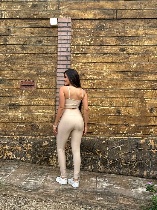 Conjunto Isa compress