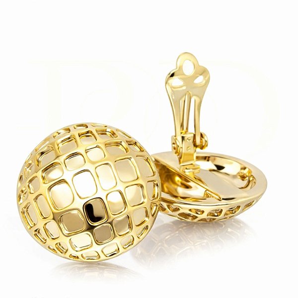 Brinco de Pressão Cúpula Texturizada com Clipe Retrô | Design Falso Vazado | 3,00 x 3,00 cm | Banho Dourado
