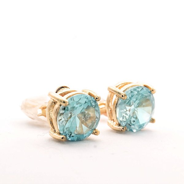 Brinco de Pressão Solitário Redondo com Zircônia na Cor Água-Marinha | Banho Ouro 18K | Clipe Confortável | 1,00 x 1,00 cm