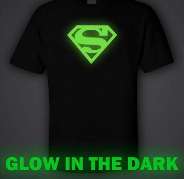Tinta Glow Corion Luminescente 5ml c/ Aplicador p/ pintar Camiseta, Tenis. Diversas Cores. Brilha no Escuro sem Luz Negra