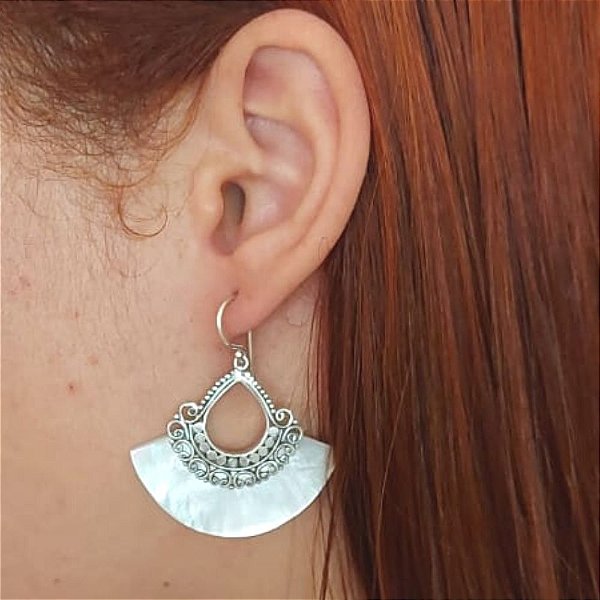 Brinco De Prata Karina Madreperola – Joia em Prata 925 de Qualidade