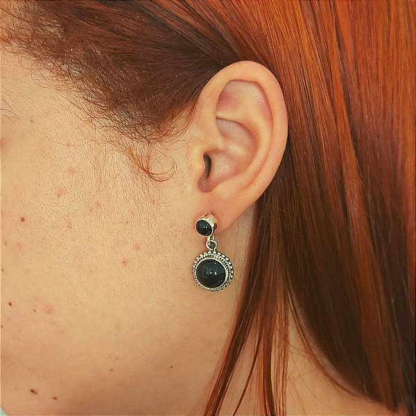 Brinco De Prata Trançado Onix – Joia em Prata 925 de Qualidade