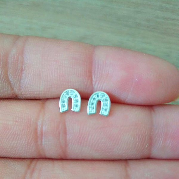 Brinco De Prata Ferradurinha Com Zircônia – Joia em Prata 925 de Qualidade