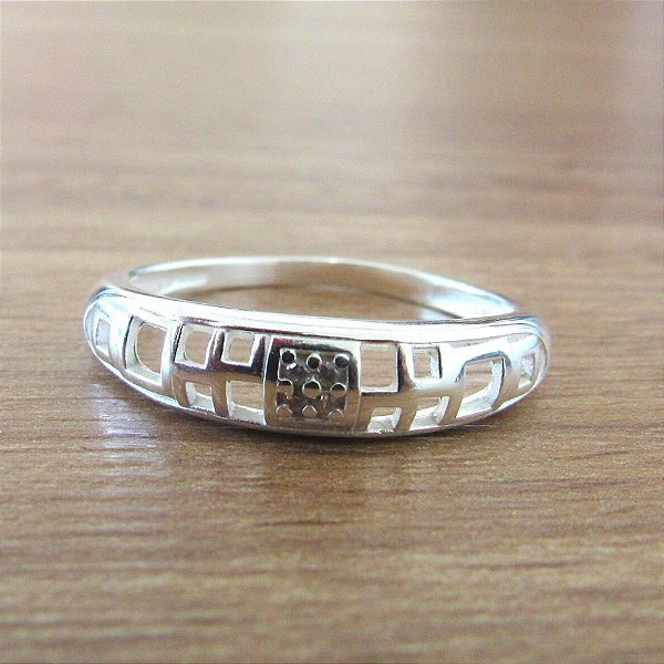 Anel De Prata Quadradinhos Vazados E Micro Zircônias – Joia em Prata 925 de Qualidade