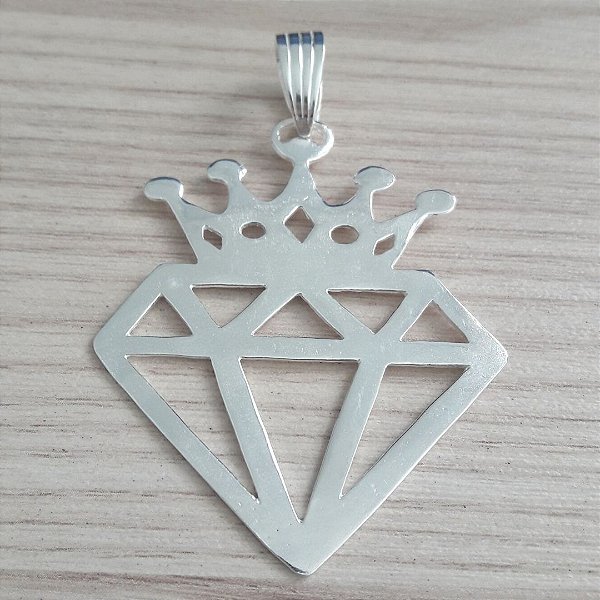 Pingente De Prata Masculino Diamante Com Coroa – Joia em Prata 925 de Qualidade