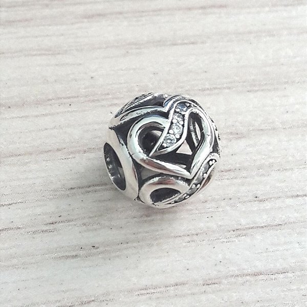 Berloque De Prata Corações Com Micro Zircônias – Joia em Prata 925 de Qualidade