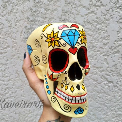 Caveira Mexicana Amarelo Claro com Diamante - Grande